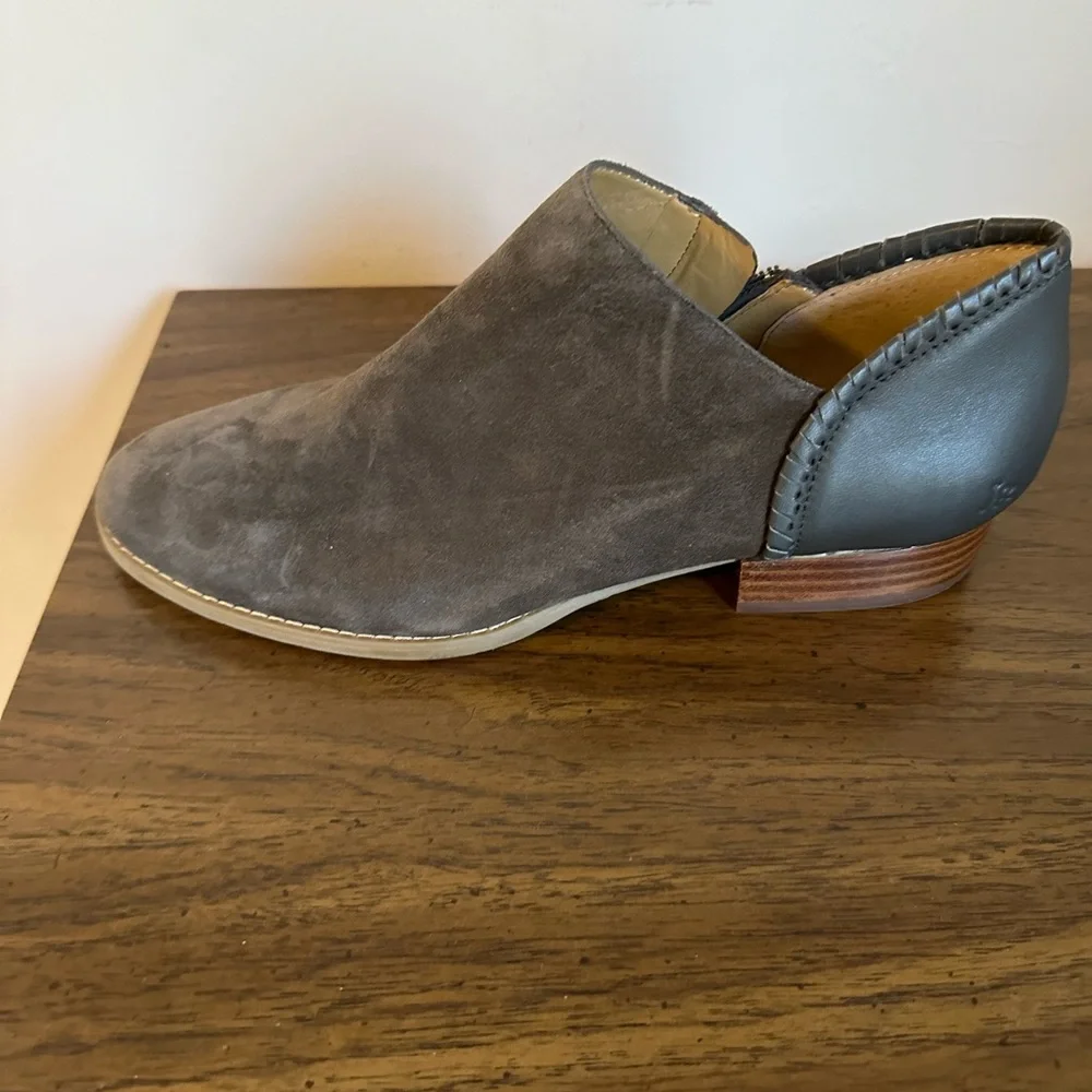 New with tags Jack Rogers booties - Picture 3 of 4